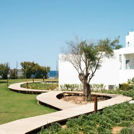 Salia شقة فندقية 4*